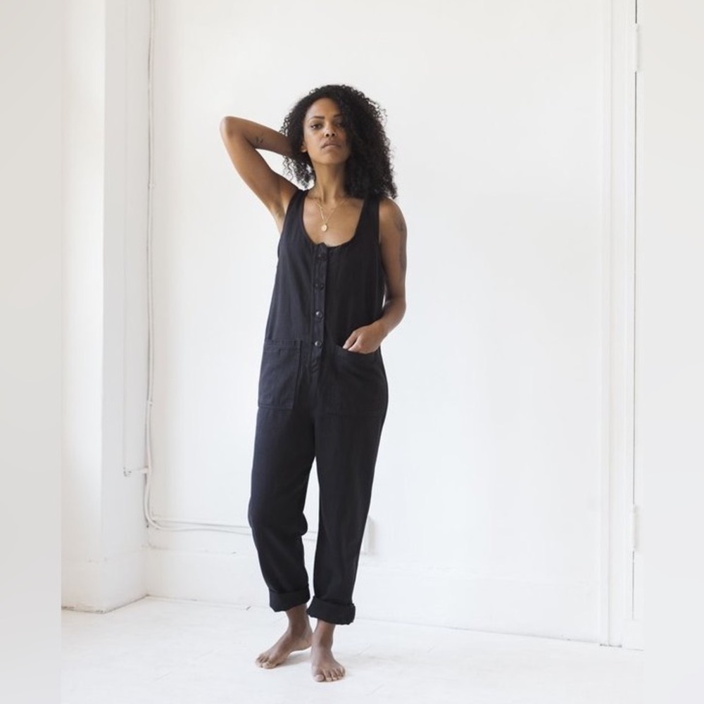 Jungmaven Women's Black Sleeveless Button-Front Jumpsuit
